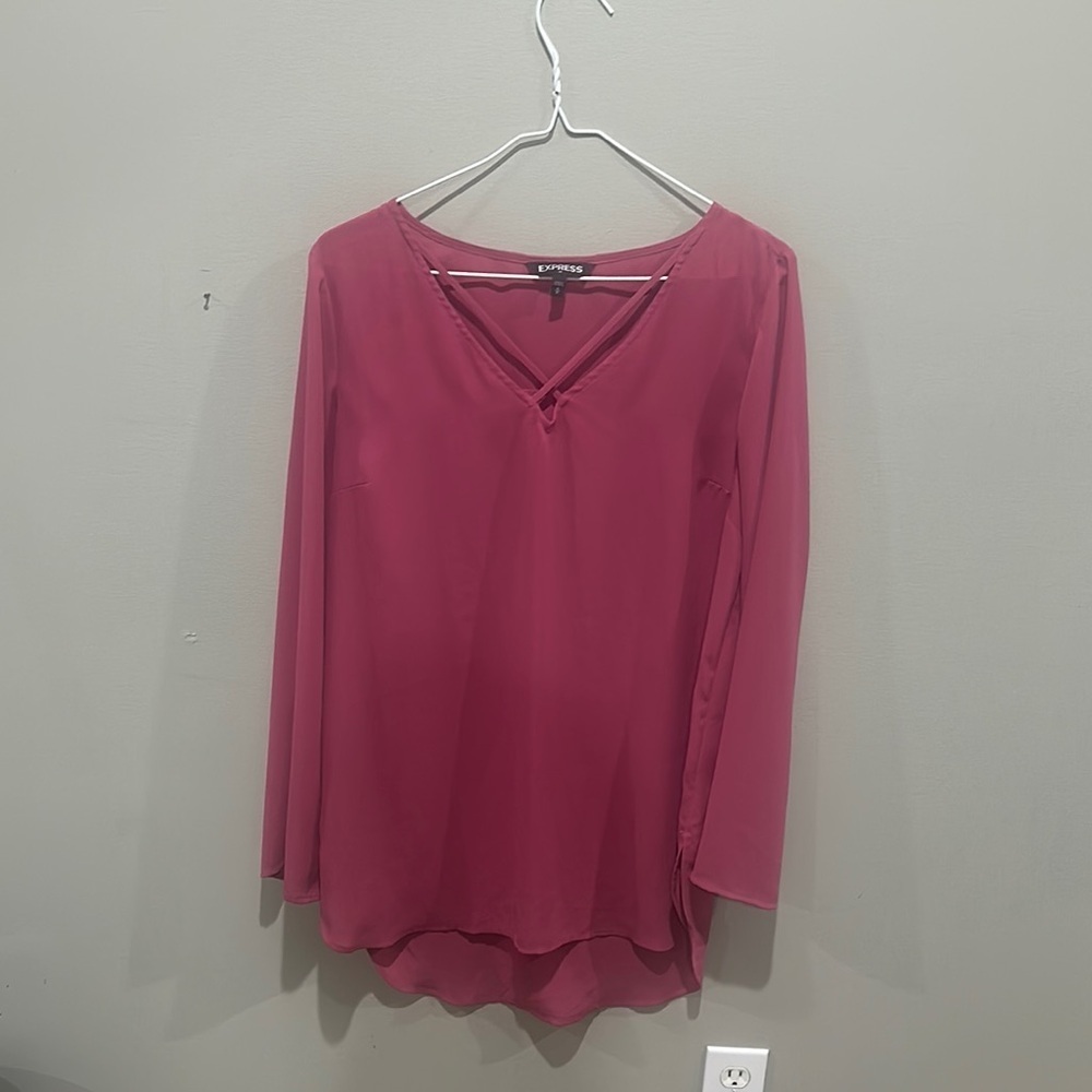 NWOT Express Pink 3/4 Sleeve Blouse size M